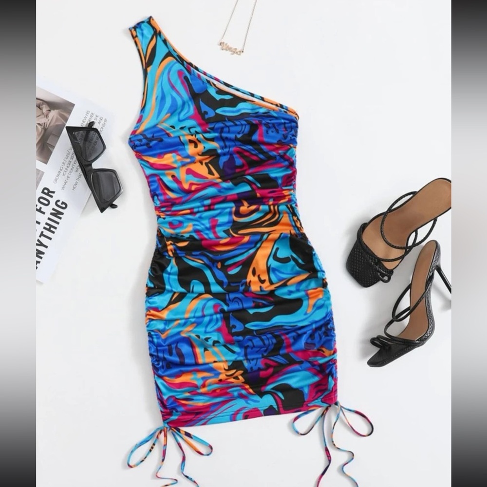 Plus Allover Print One Shoulder Drawstring Side Dress